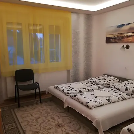 Apartment Fresh Apartman *